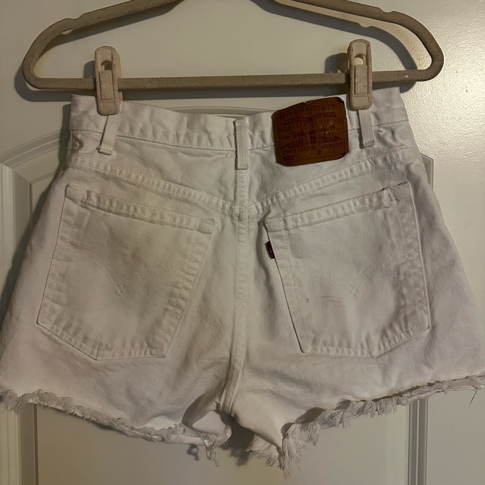 Levi’s shorts - Picture 3 of 4